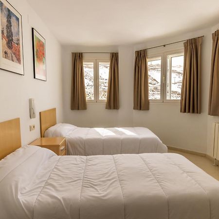 Albergue Inturjoven Sierra Nevada Eksteriør billede