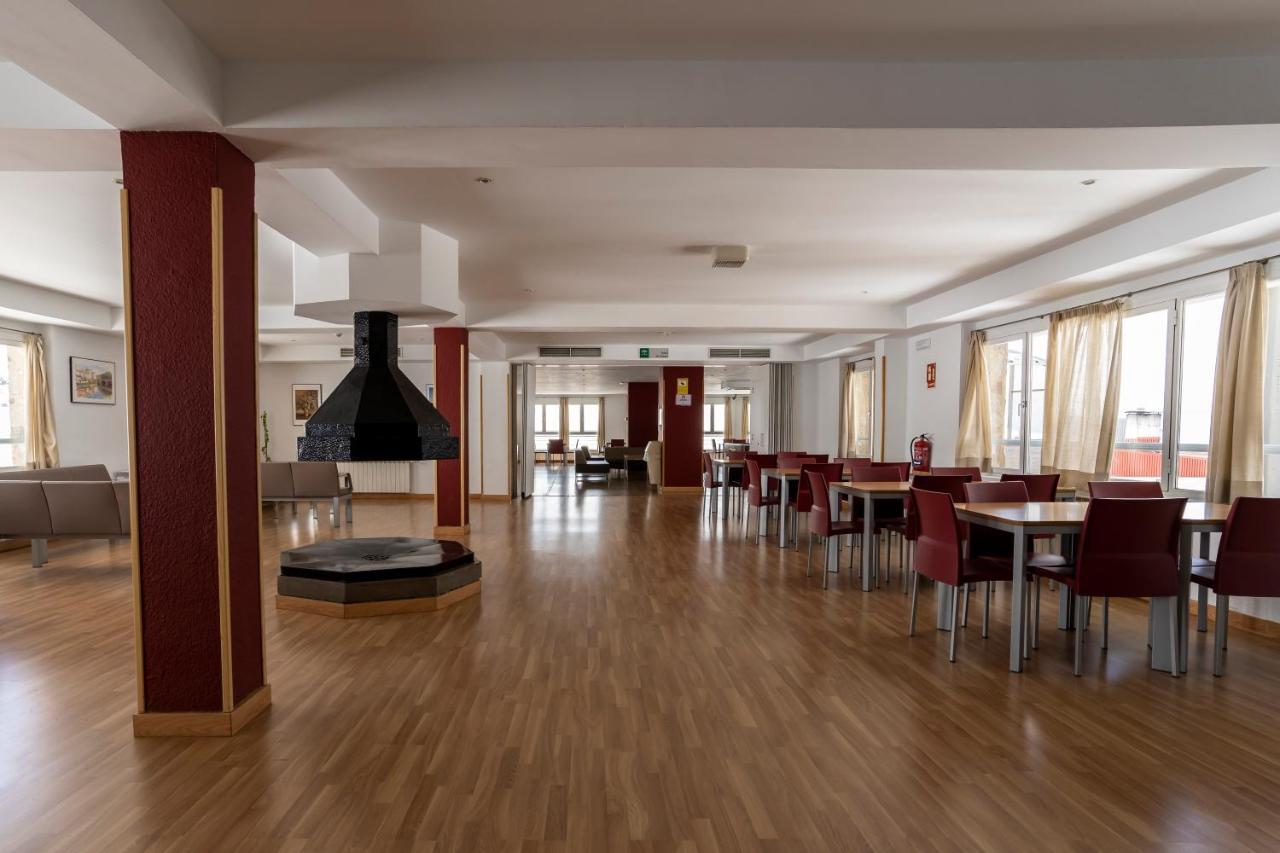 Albergue Inturjoven Sierra Nevada Eksteriør billede
